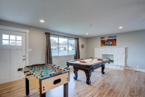 Comfortable Modern Home w/ Game Room
